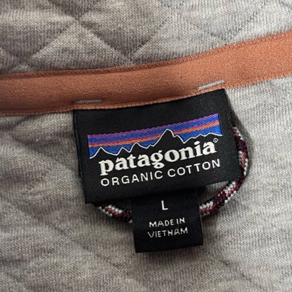 Patagonia Quilted Pullover in Light Gray with Rust Trim woman’s L - Picture 7 of 7